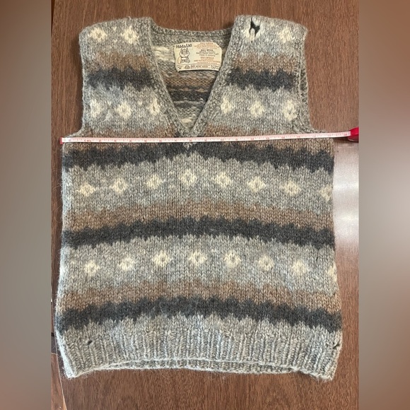 Hilda Ltd Icelandic Faire Isle 100% Wool Vest - Picture 7 of 10